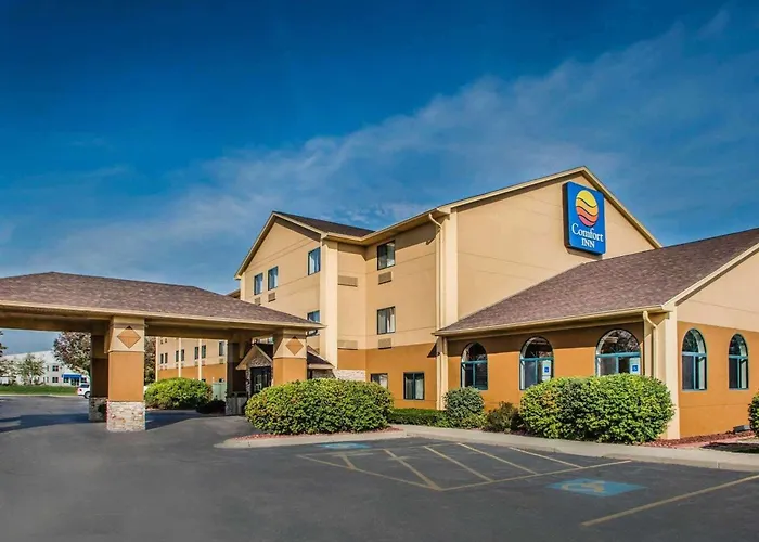 Comfort West I-80 Inn 4*
